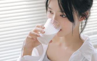 倾听热辣八卦，17吃瓜苹果版官网苹果版究竟值不值得一试？