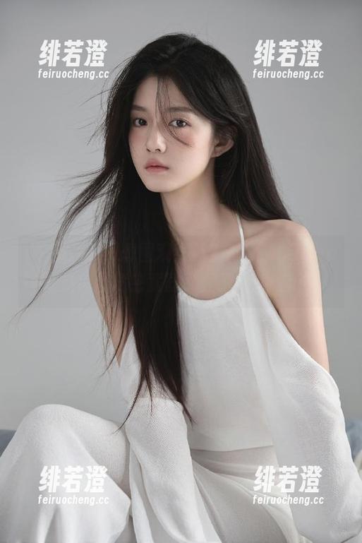 想围观热搜？17吃瓜网app就是你的秘密武器，肚子饿就吃瓜！