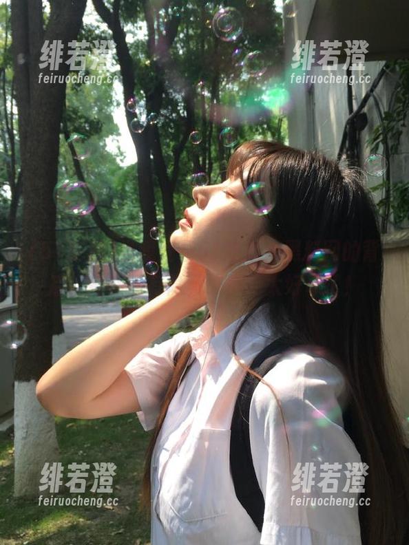 当我登录51吃瓜，黑料网的背后，竟然还有隐藏故事，太好奇了！
