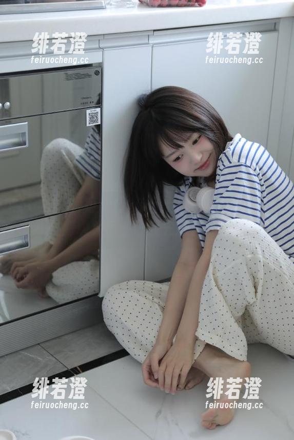 更新！www.51吃瓜今天放出一粒超级大瓜，让我先捂住我的嘴！