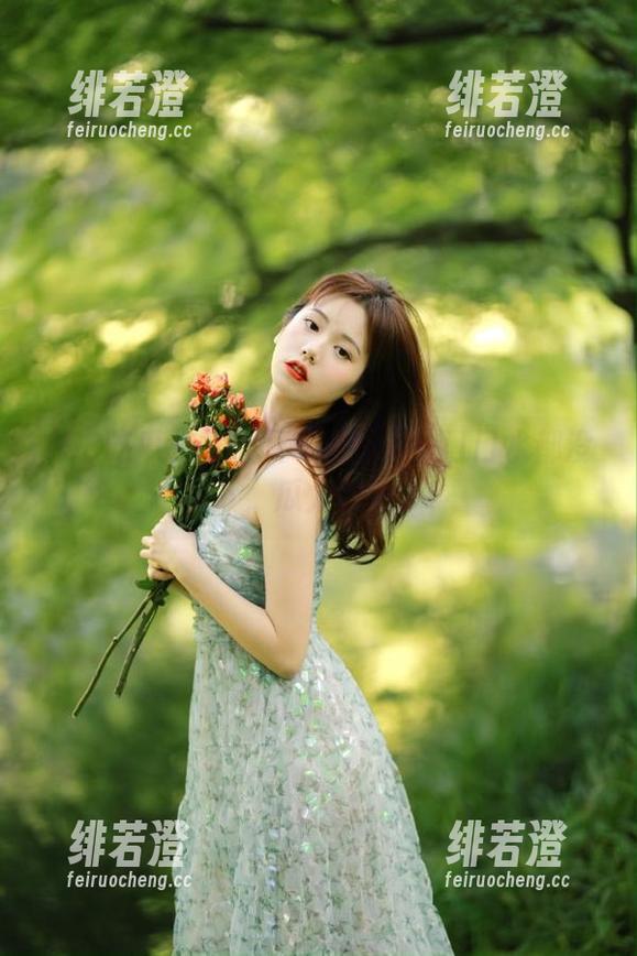 58吃瓜 58吃瓜苹果版:一口口水都没咽下,瓜太好吃了!