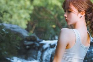 如何让自己在八卦海洋中永不迷路？答案就在ww.91cg.com！