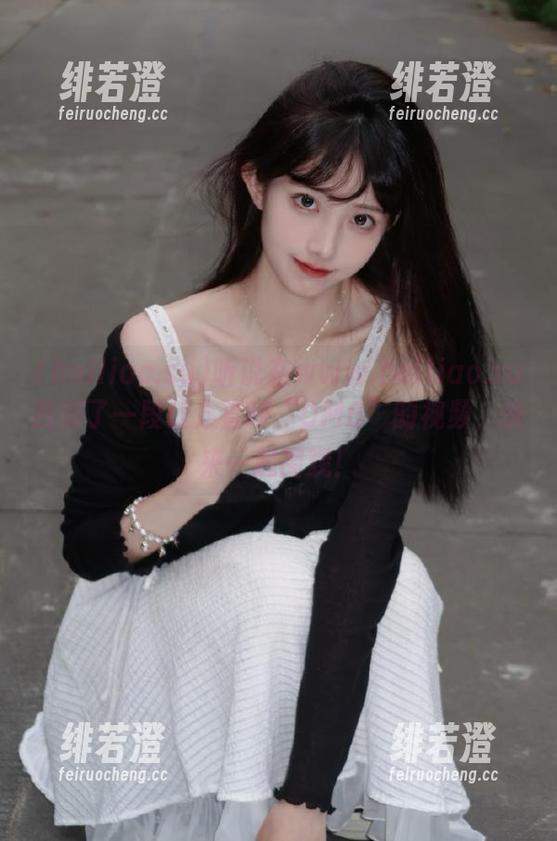 听说在www.heiliao.su找到了一段让人直呼“OMG”的视频，快来一起围观！