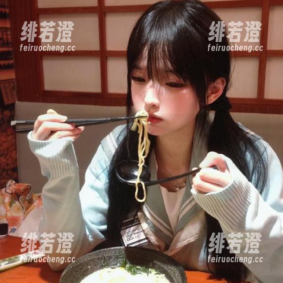 “hl10cool”app中的瓜：好想直接送上八卦套餐呢！