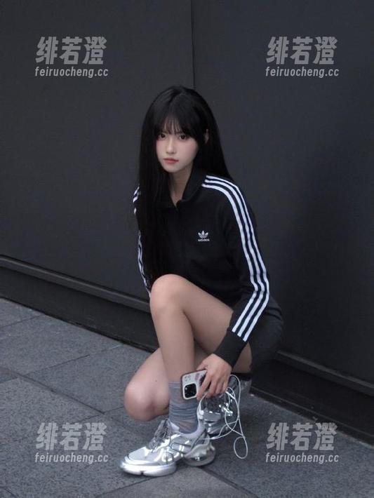 hl10cool苹果版攻略：教你如何在瓜田里找到桃花运，嘿嘿！
