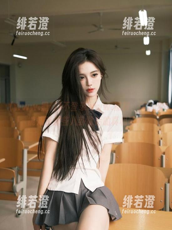 不登录www.黑料，你怎么能知道那些八卦背后的真相呢？