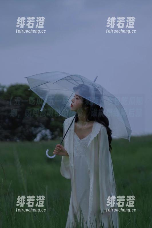 五一吃瓜苹果版：今日吃瓜娜娜，瞬间被吸引的感觉，谁能想到背后藏着故事？
