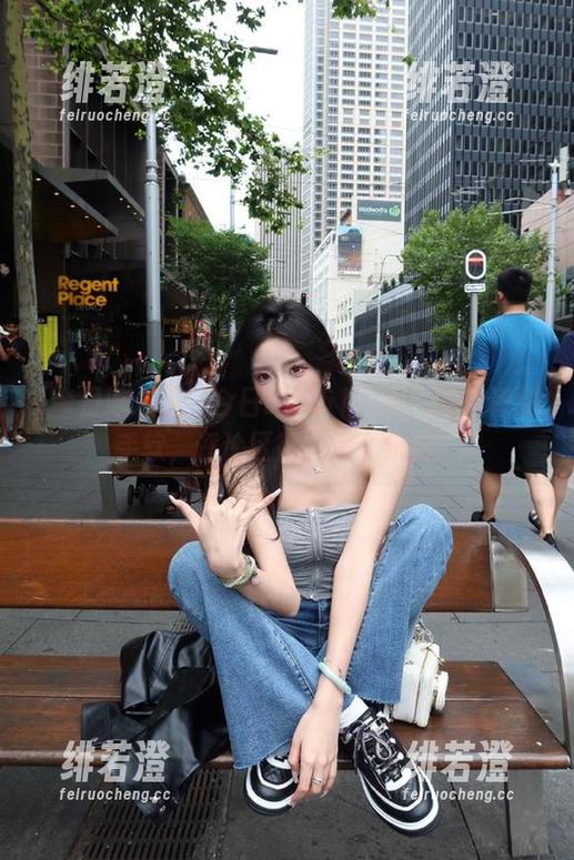 今日吃瓜51网站：网友评到手软，评论区简直是个乐园！