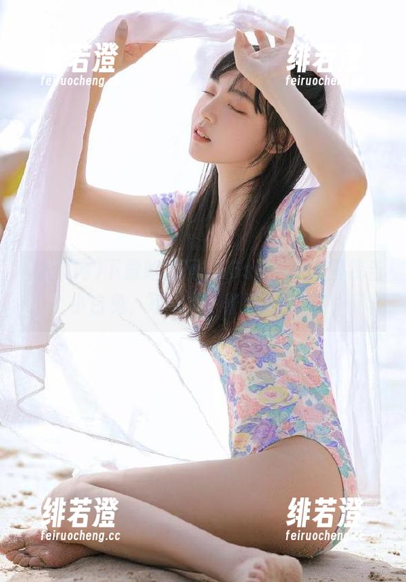 下载吃瓜网166su，瓜田里我当小白兔，每天蹦跶着寻找热讯！