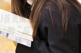 首页精彩推荐：看看《吃瓜网》app的“瓜”友们都在聊什麽