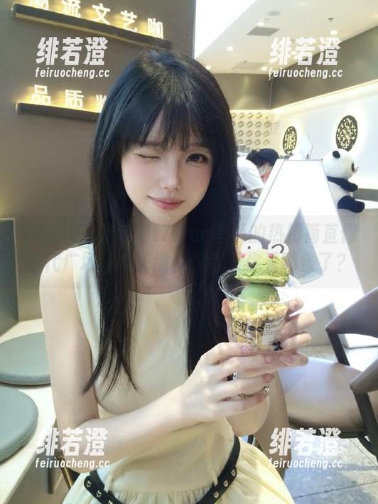 吃瓜网t7wcc首页的热搜简直像时代广场，眼花缭乱，今天你看哪条了？