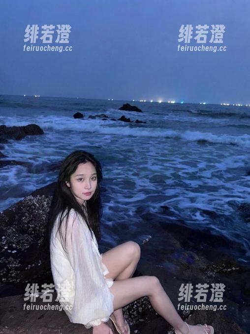 每次打开“我要吃瓜网”首页，校园黑料简直比电视剧还精彩！