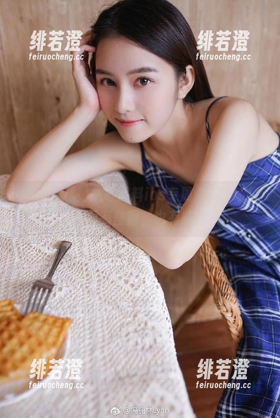 扒哥黑料ios专属爆料，听说里面有些甜，也有些苦