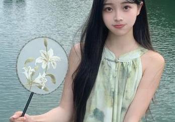 观看明星黑料：等你一起上演八卦大片！