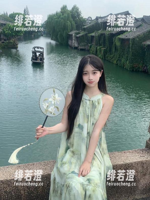 观看明星黑料：等你一起上演八卦大片！