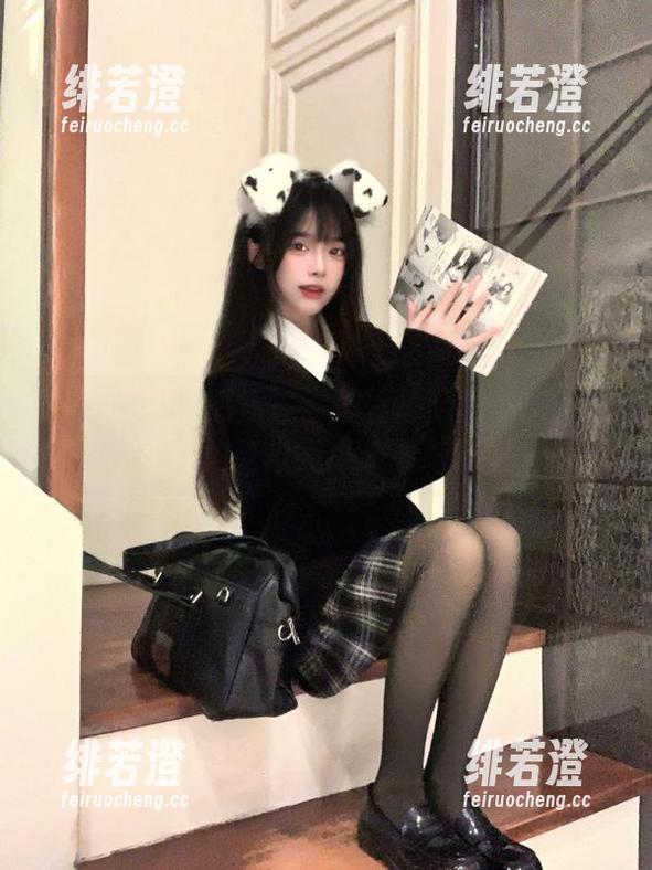 海角吃瓜 想知道你爱豆背后的黑料?来海角吃瓜网址看看吧!