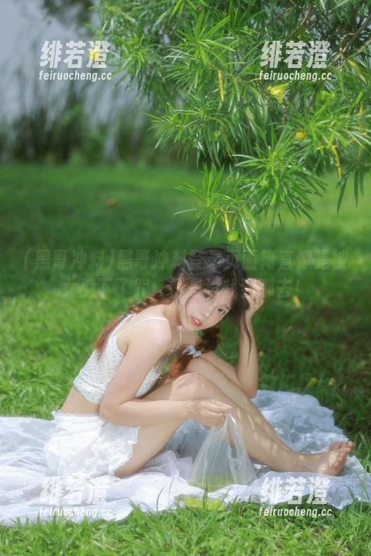黑哥冲料登录页面简直像是被女巫下了咒，愣是没找到哪去！