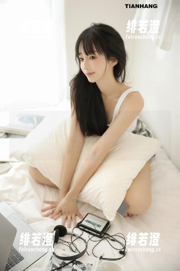 “黑料不打样”app的魅力，真是让人又爱又恨，为什么偏要拆我盲盒？