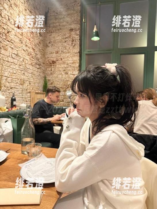 快来围观！黑料不打烊苹果版换新雕—2025地址居然是zztt.win！