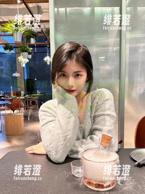 我只想在万篇长征黑料不打烊观摩最新的绿帽圈，果然有人在默默优秀…（你们懂的）