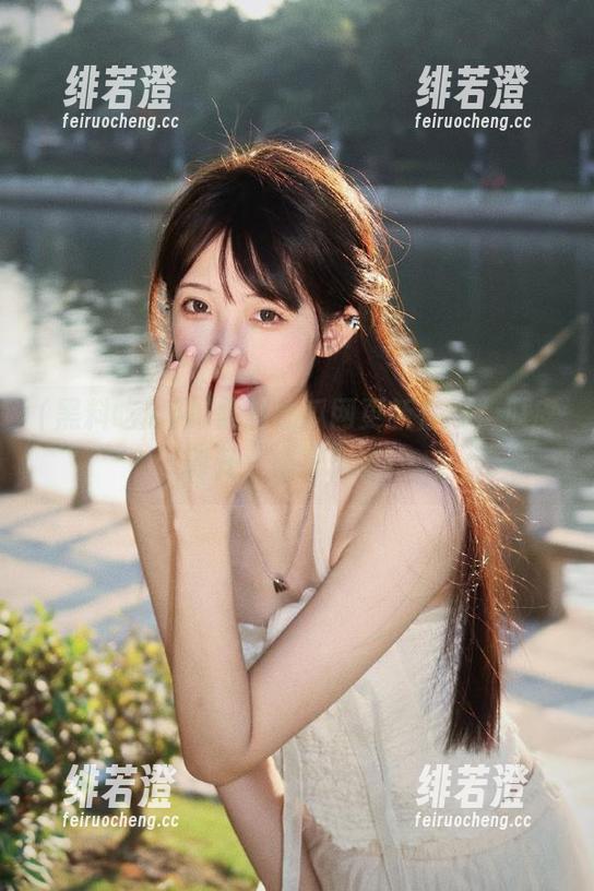 黑料吃瓜网更新在线，瓜皮剥开，精彩无比！