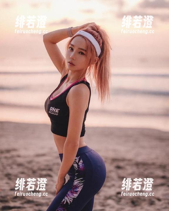 别问我怎么找到的，网页上的“黑料社区入口”就像寻宝游戏！