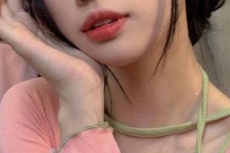 网站这儿有瓜，黑料社正能量吹来撩人八卦风！